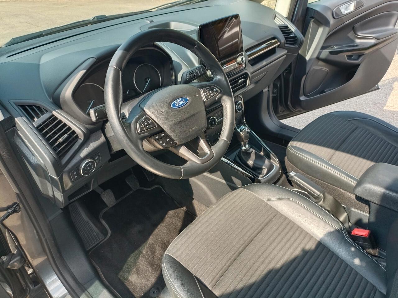 Ford EcoSport GPL ST-Line