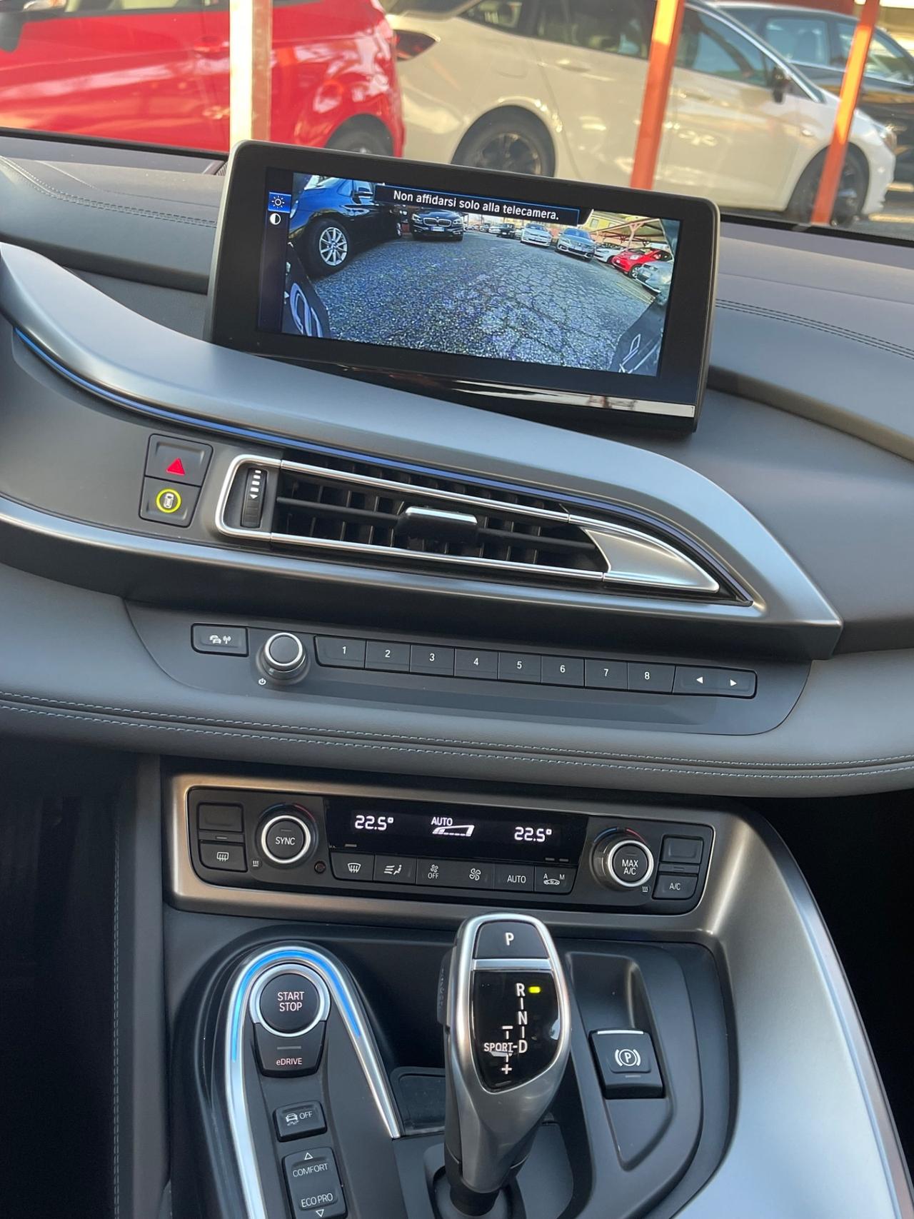 Bmw i8. (( 17 MILA KM -UNICA IN ITALIA ))