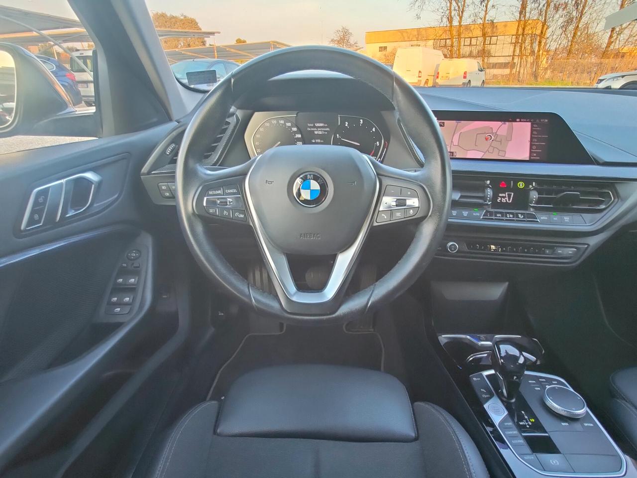 Bmw 116 116d 5p. Sport AUTOMATICO NEOPATENATI