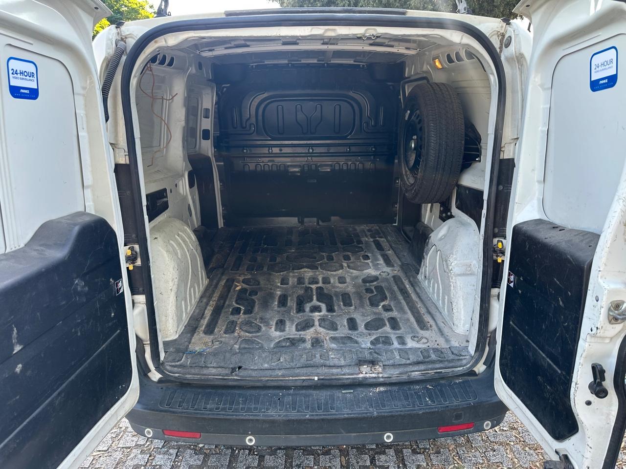 Fiat Doblo Maxi 3 Posti 1.4 Benzia Metano 2016