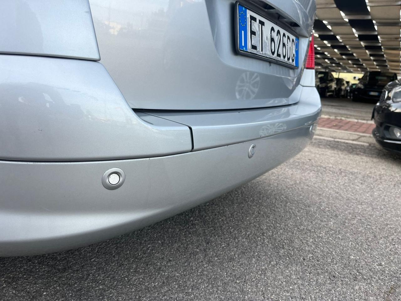 Peugeot 308 1.6 8V e-HDi Stop&Start SW Active 2013