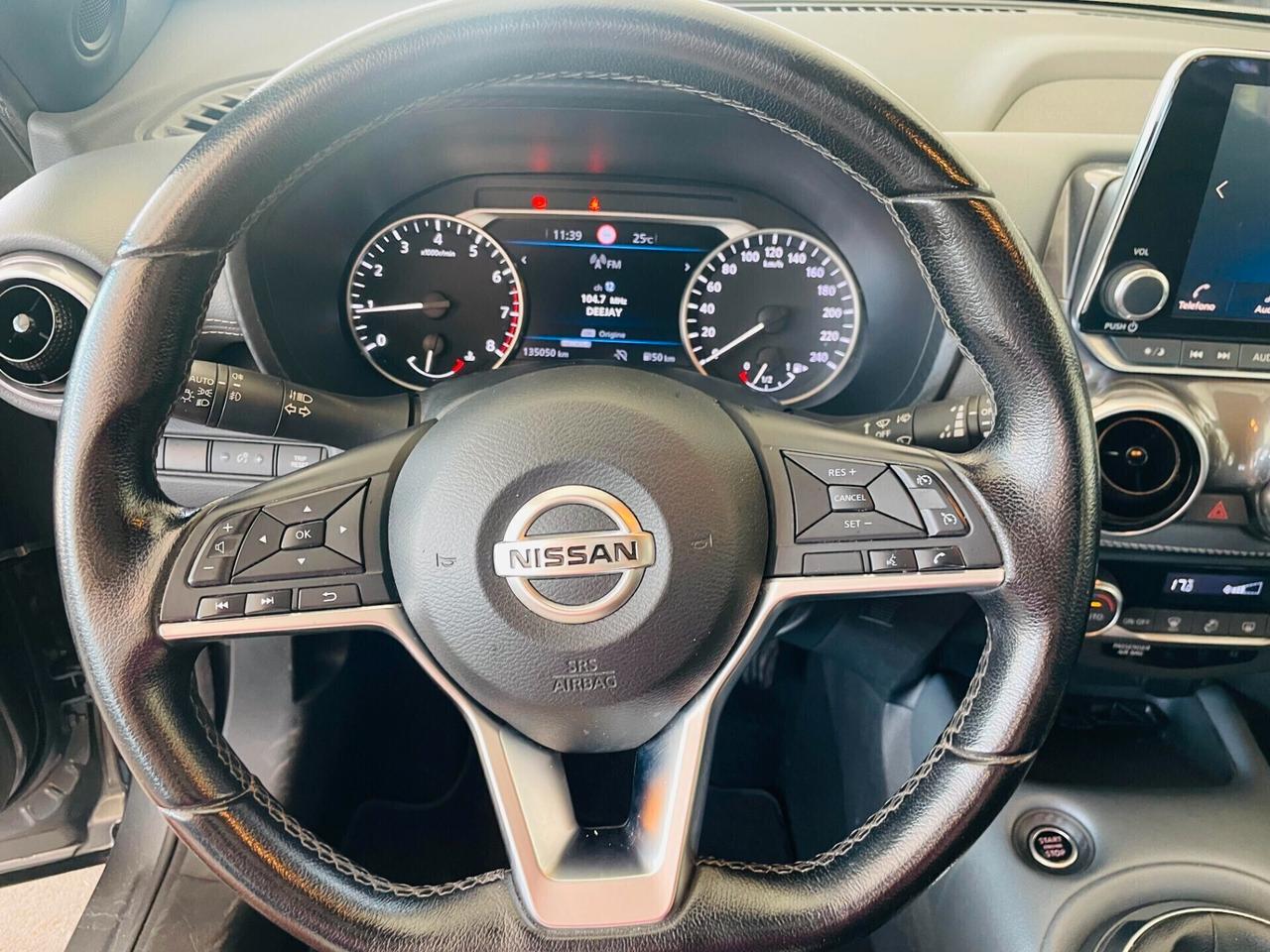 Nissan Juke 1.0 DIG-T 114 CV Tekna