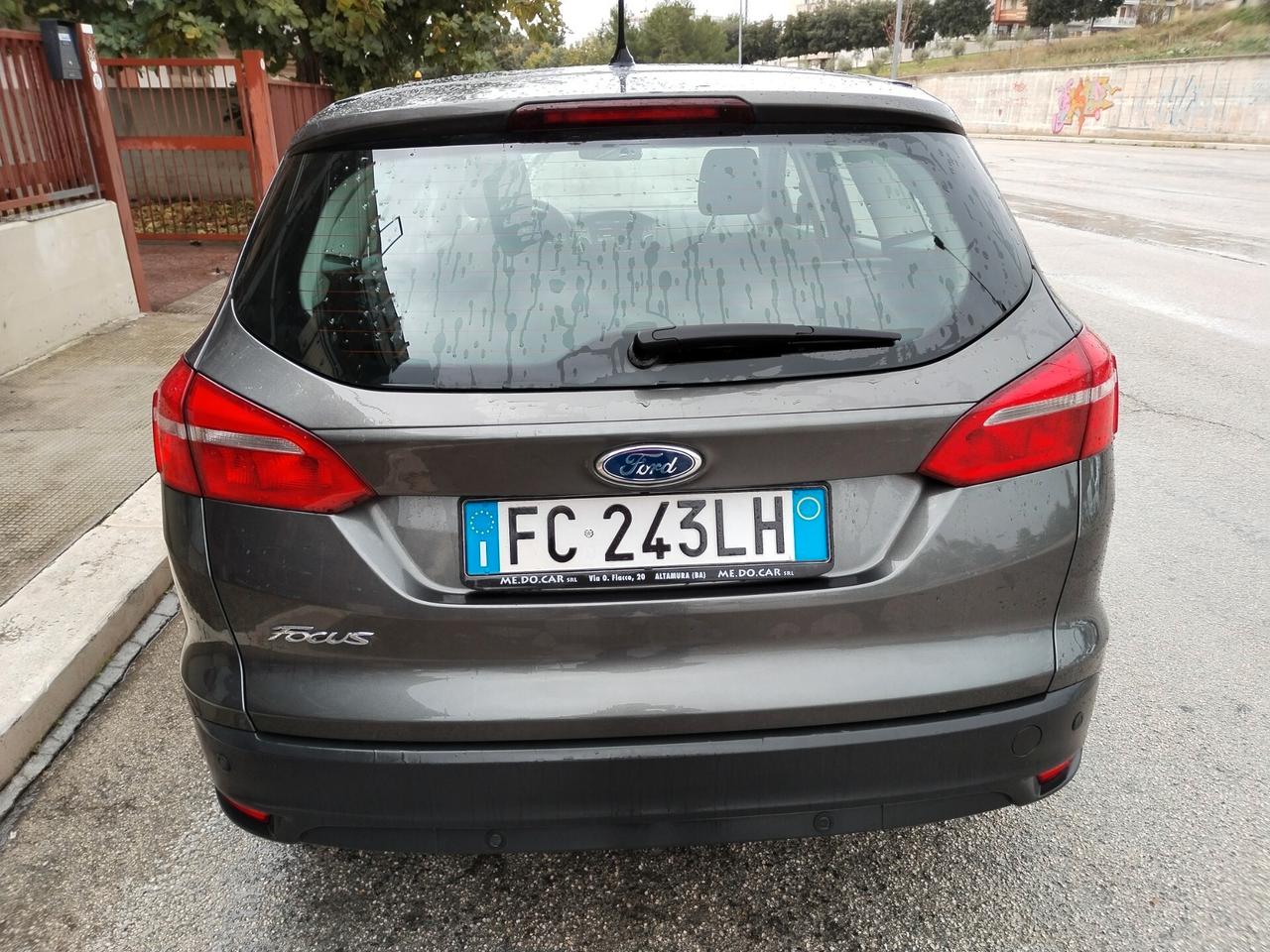 Ford Focus 1.5 TDCi 120 CV cambio automatico navigatore Titanium