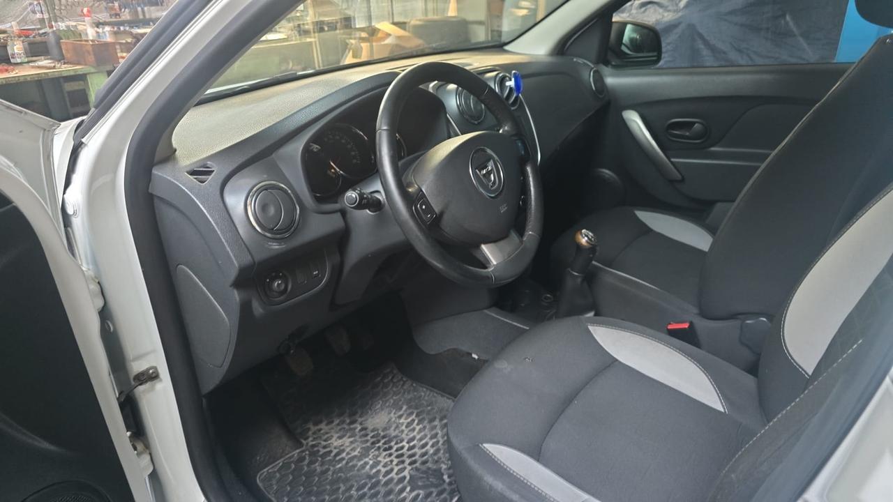 Dacia Sandero Stepway 0.9 Tce Benzina Neopatentati
