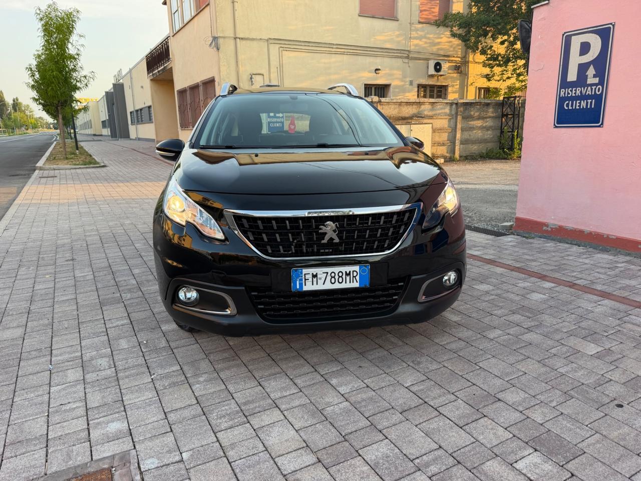 Peugeot 2008 PureTech 82 Allure