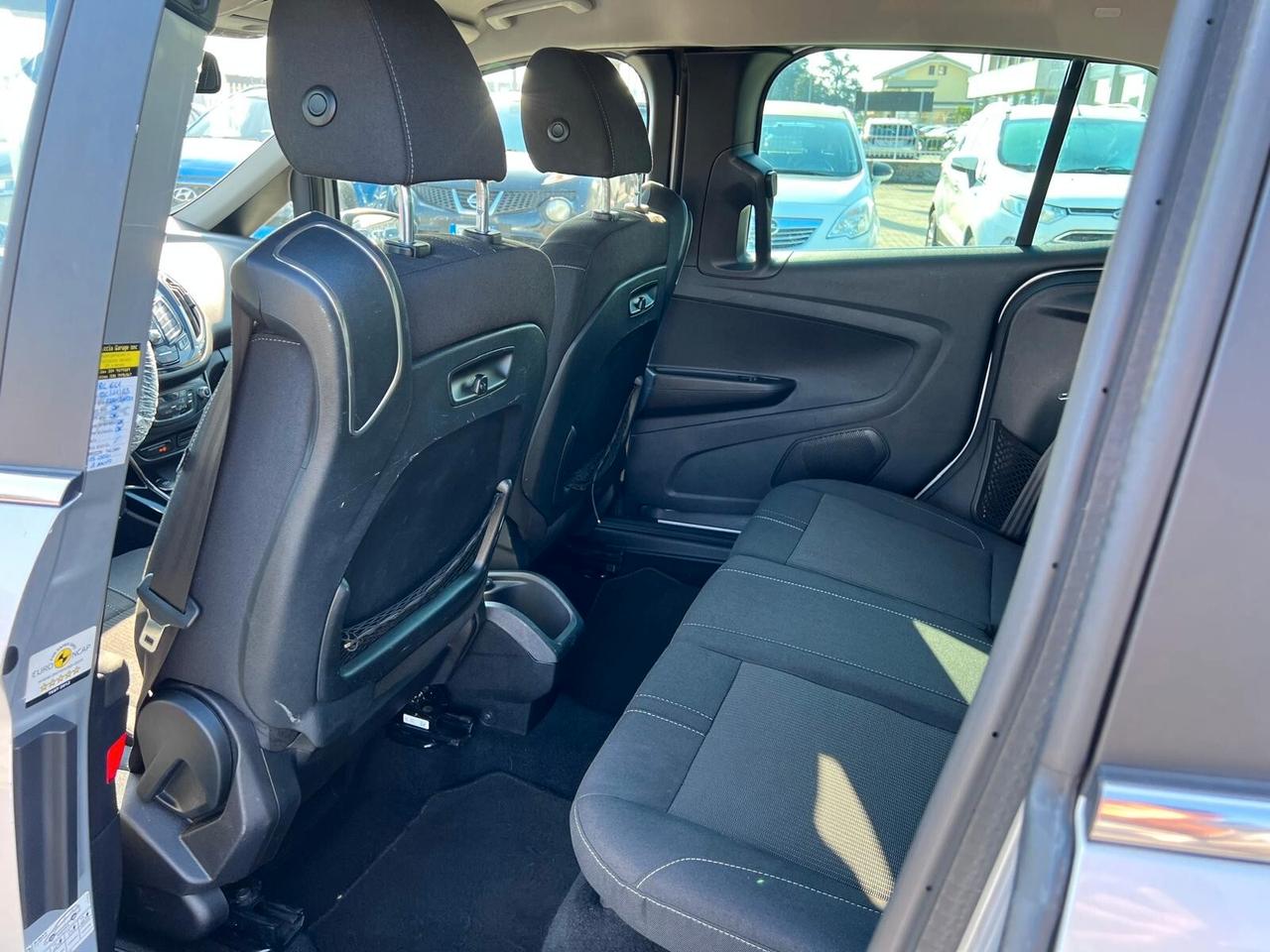 Ford B-Max 1.5 TDCi 75 CV Business Titanium