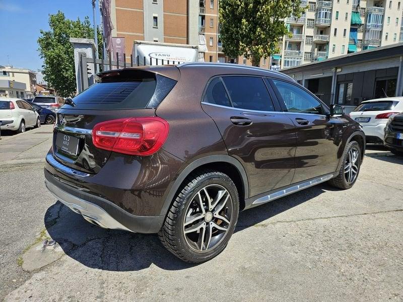 Mercedes-Benz GLA GLA 200 d Automatic Activity Edition