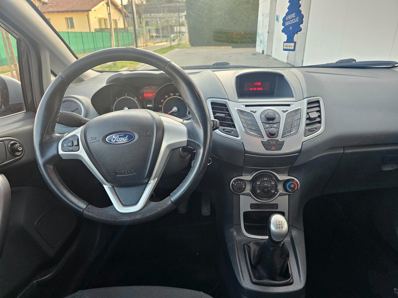 Ford Fiesta 1.4 TDCi 5p. Titanium