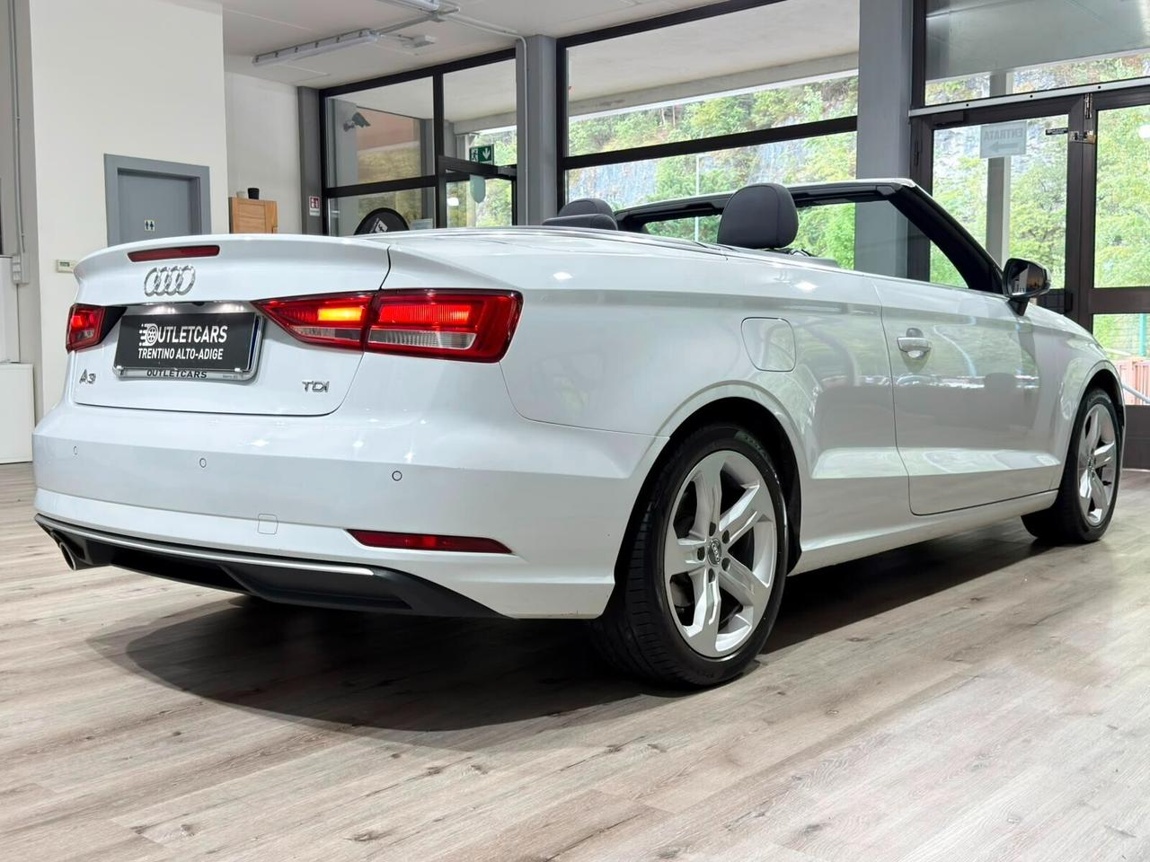 AUDI A3 CABRIO 1.6TDI 116CV SPORT 2018 LED/SENSORI