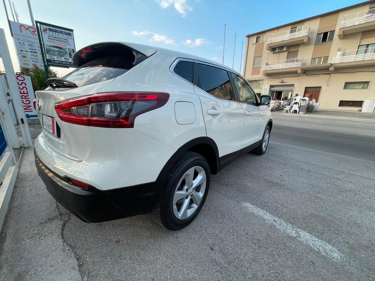 Nissan Qashqai 1.5 dCi Tekna