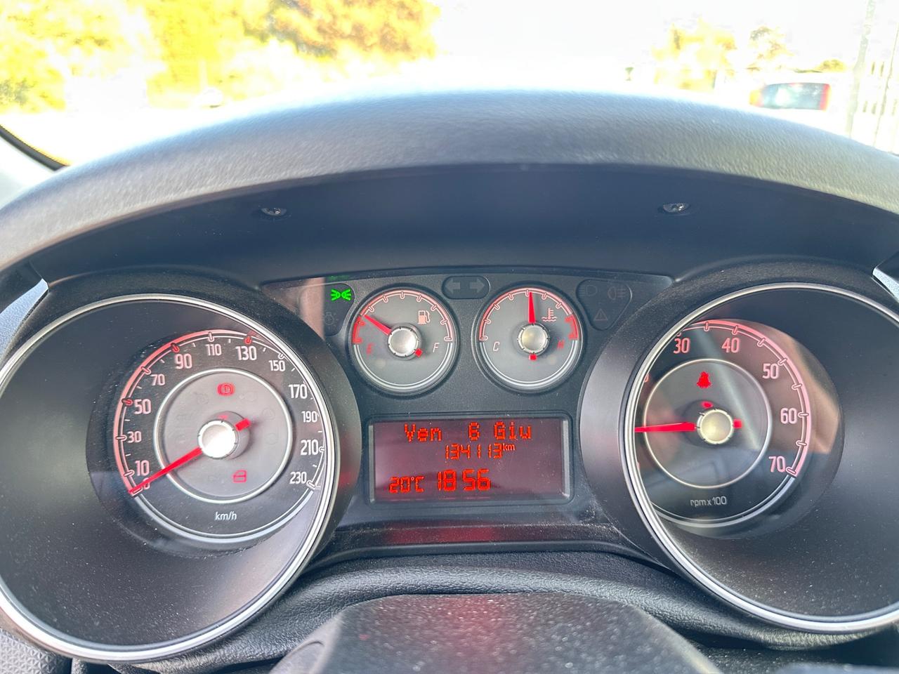 Fiat Punto 1.3 MJT 5 porte SPORT-2014