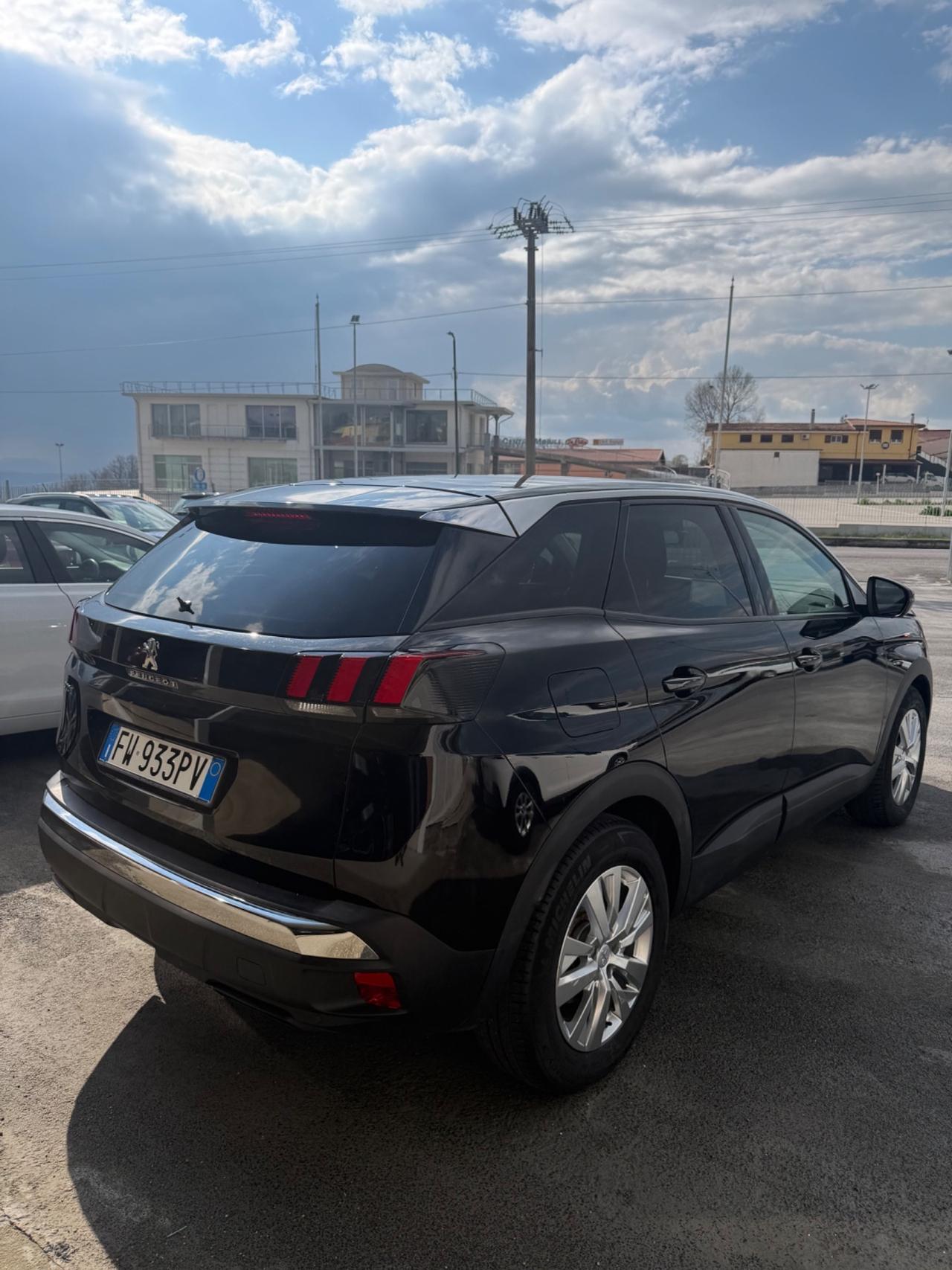 Peugeot 3008 BlueHDi 130 S&S Business