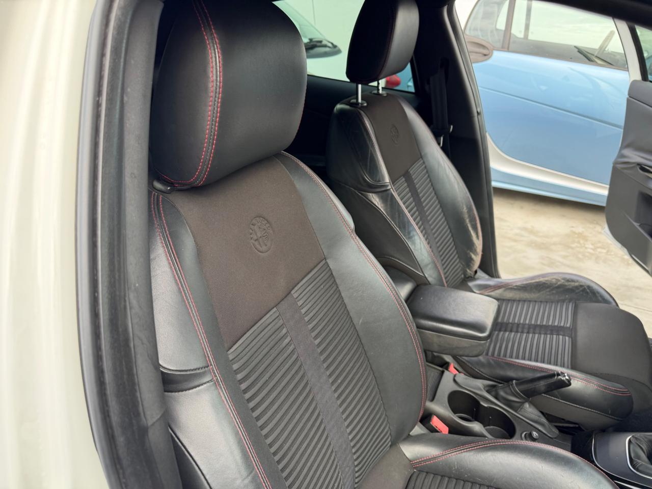 Alfa Romeo Giulietta 1.6 JTDm-2 105 CV Distinctive