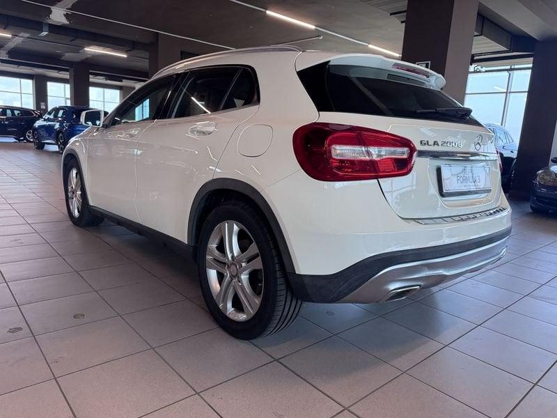 Mercedes-Benz GLA GLA 200 d Automatic Sport