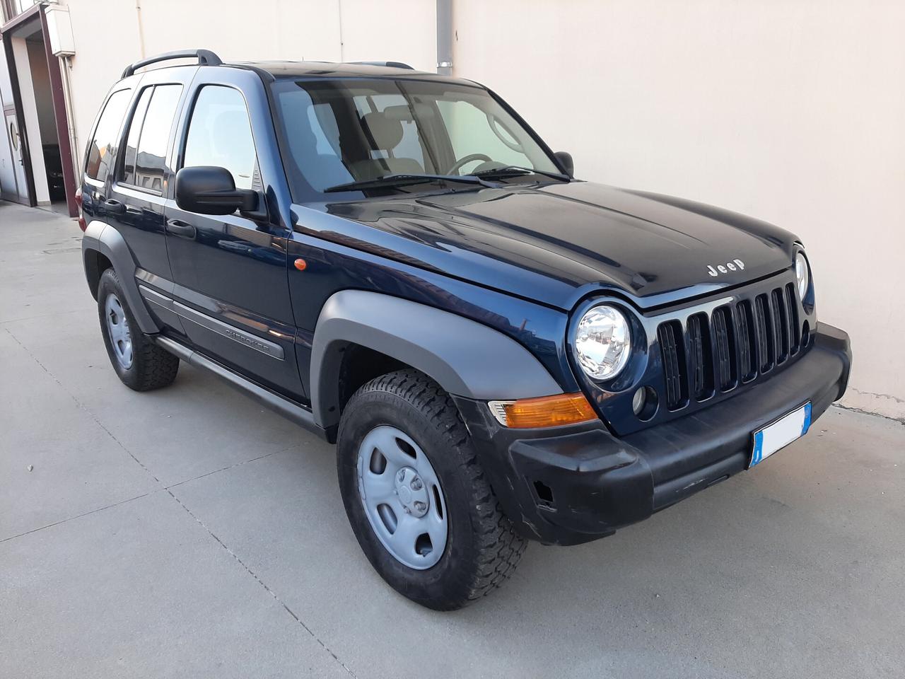 Jeep Cherokee 2.8 CRD 163cv Sport