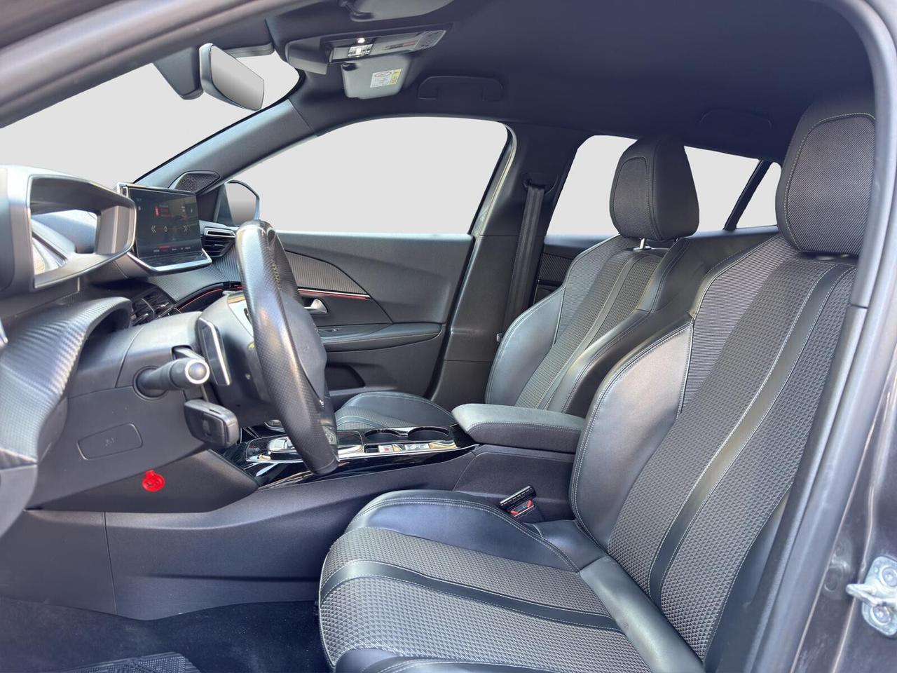 Peugeot 2008 1.5 bluehdi 130cv GT Line automatica 2020