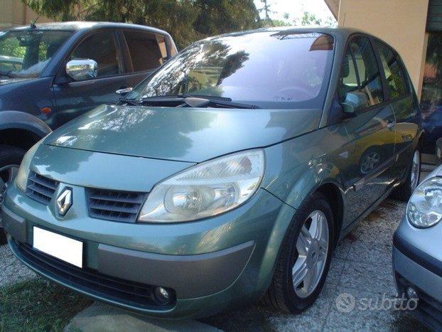 Renault Scenic 1.9 dCi Luxe Privilege