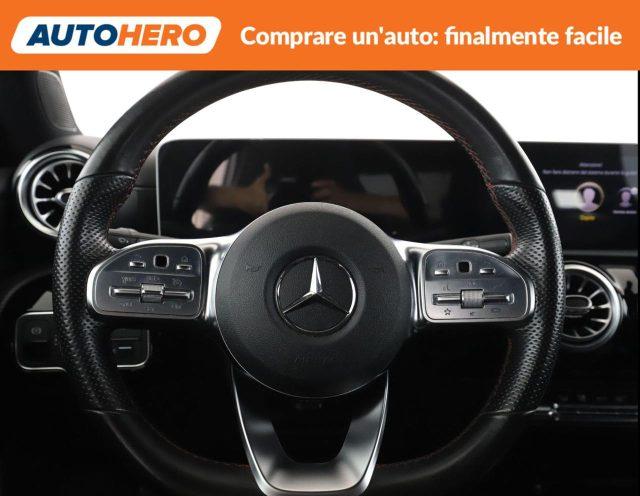 MERCEDES-BENZ A 180 d Automatic Premium