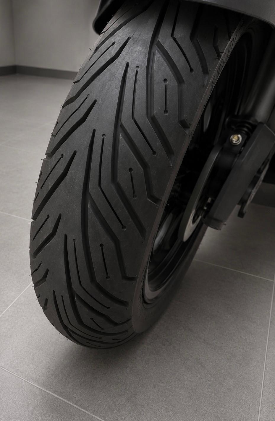 BEVERLY 350 SPORT TOURING FINANZIABILE SENZA BUSTA PAGA