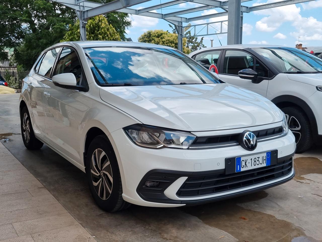 Volkswagen Polo VI 2022 1.0 tsi Life 95cv