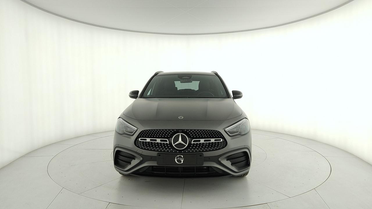 Mercedes-Benz GLA 200 d Automatic 4MATIC