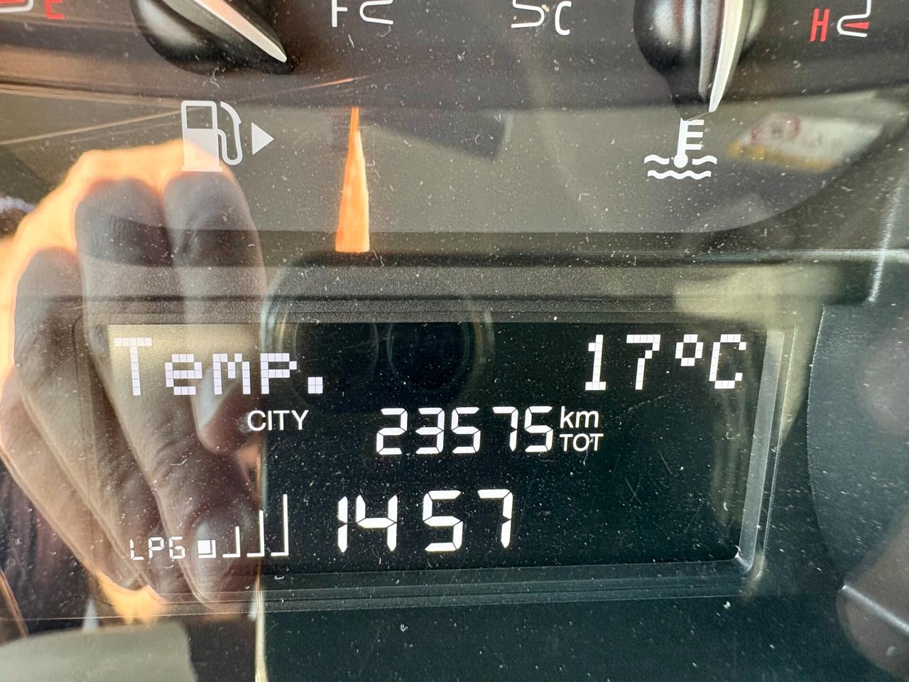 Lancia Ypsilon 1.2 69 CV 5 porte GPL Gold