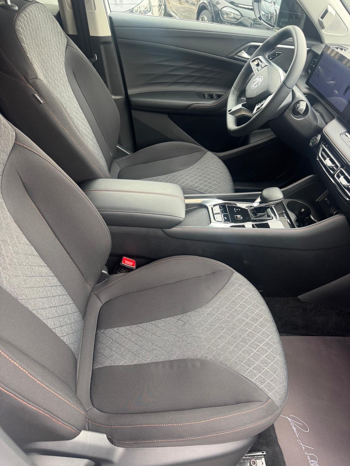 Mg HS PHEV Comfort