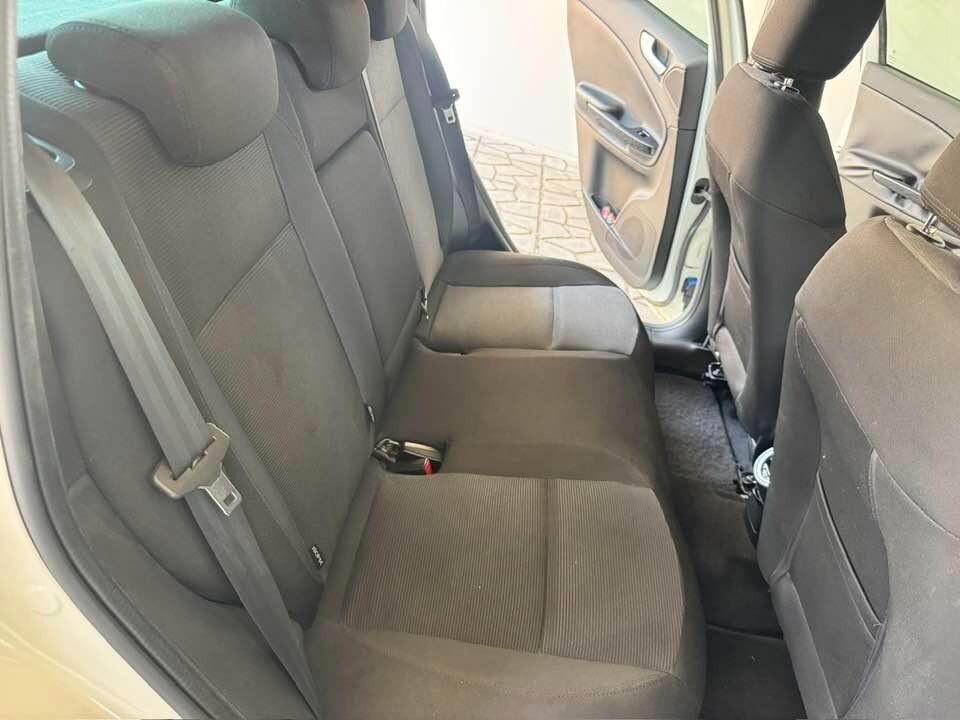 Alfa Romeo Giulietta 1.4 Turbo 120 CV GPL Distinctive