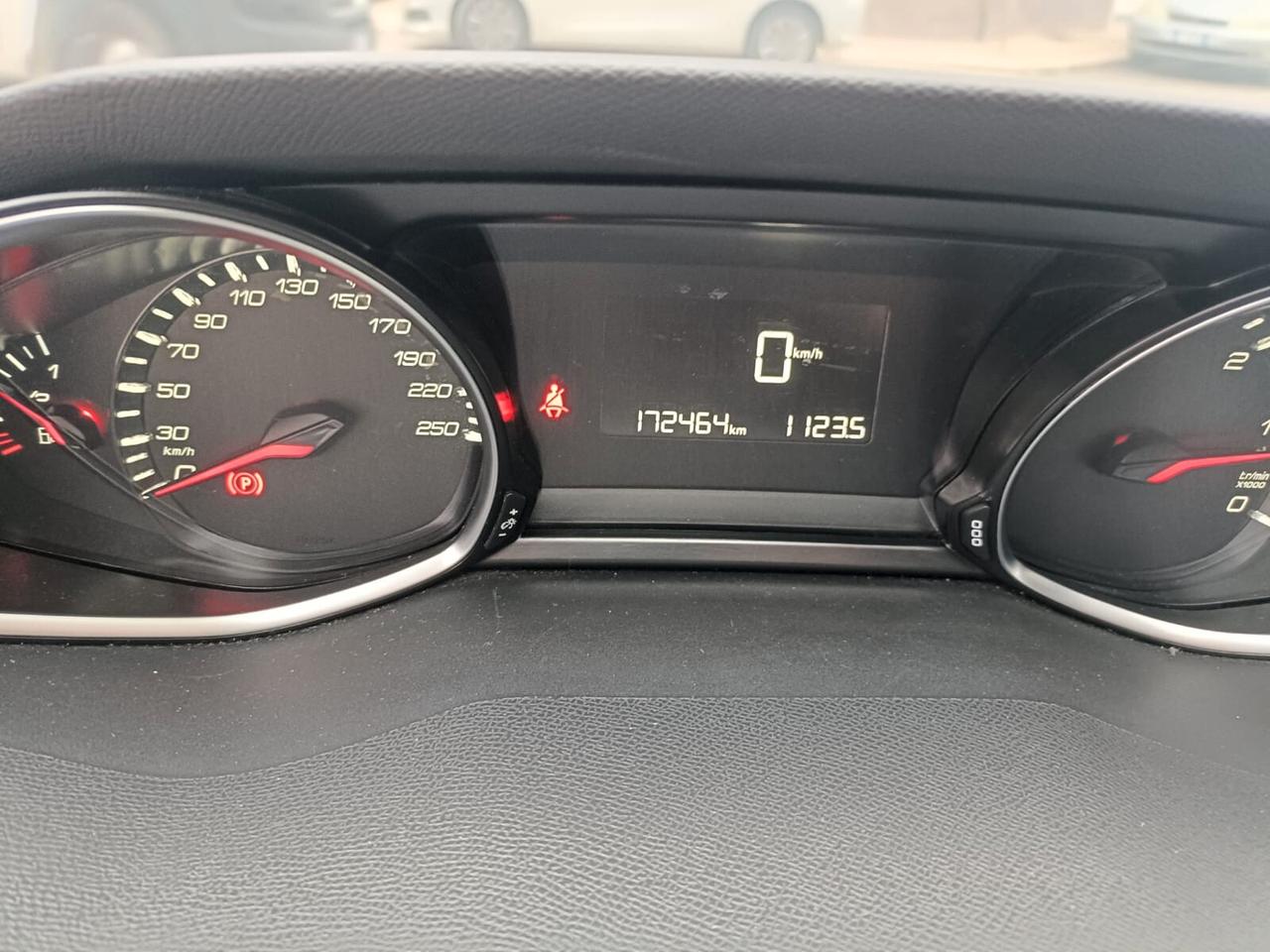 Peugeot 308 1.6 e-HDi 115 CV Stop&Start SW Business