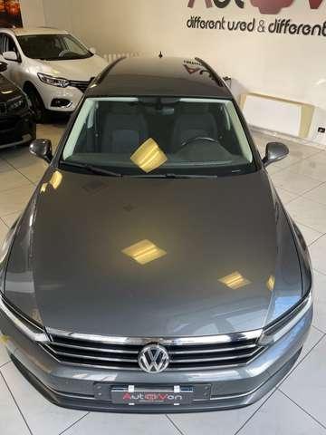 Volkswagen Passat Variant PassatVIII2015Variant 1.6 tdi (businessline) 120cv