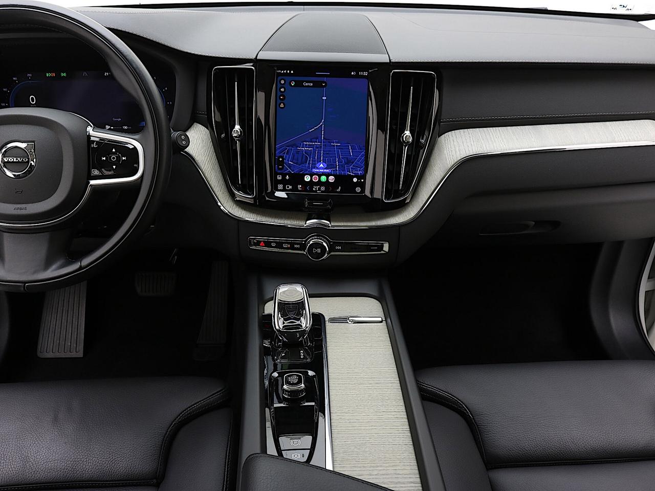 Volvo XC60 B4 AWD auto Inscription TETTO APRIBILE