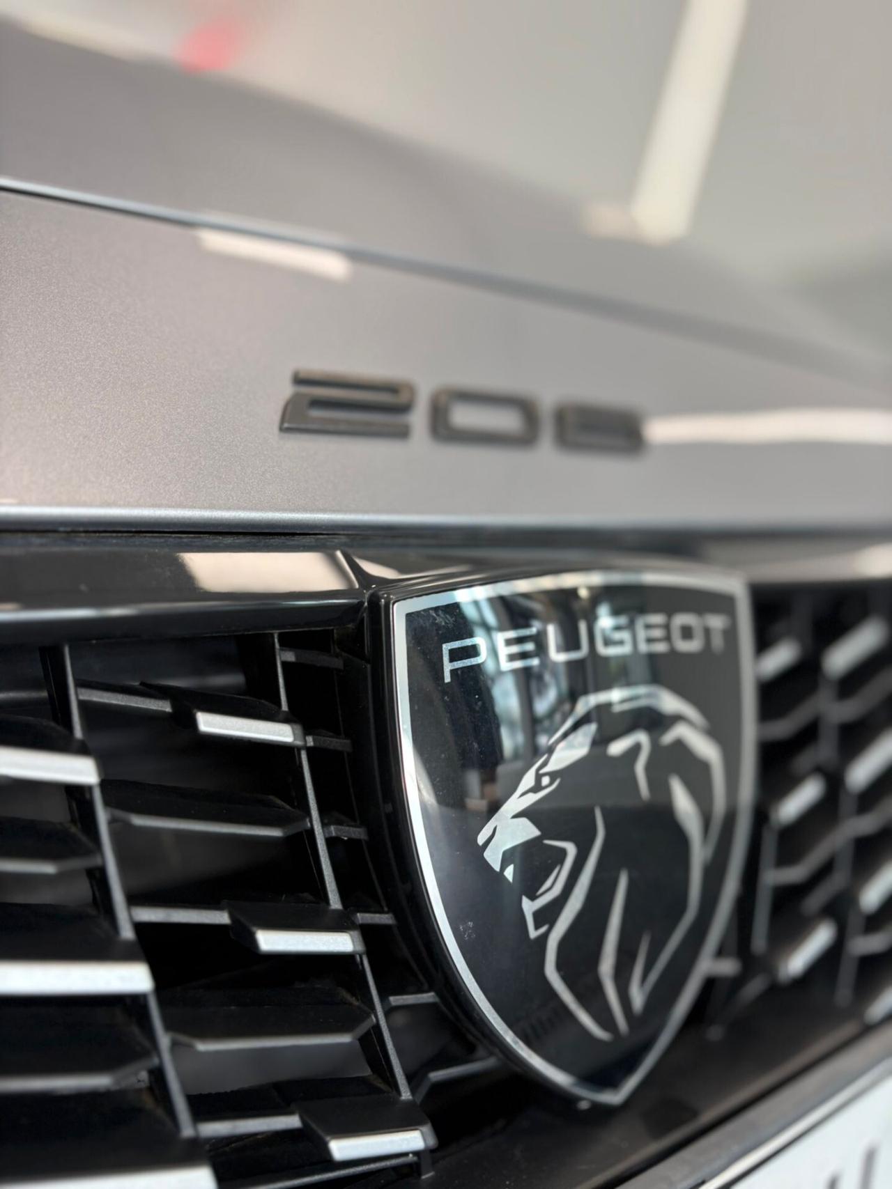 Peugeot 208 Hybrid 136 e-DCS6 GT