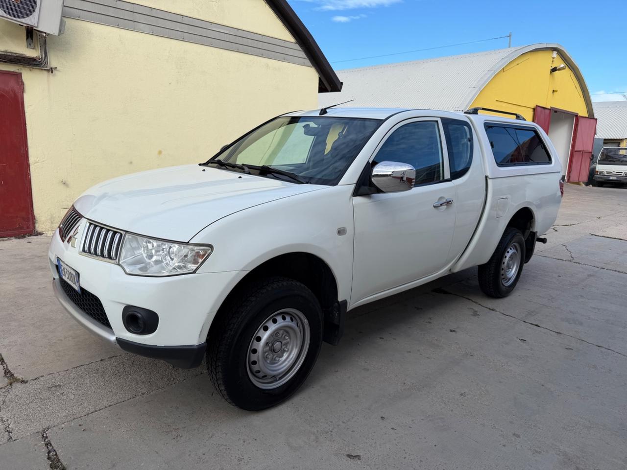 Mitsubishi L200 2.5 DI-D King CAB Hard Top - 2012
