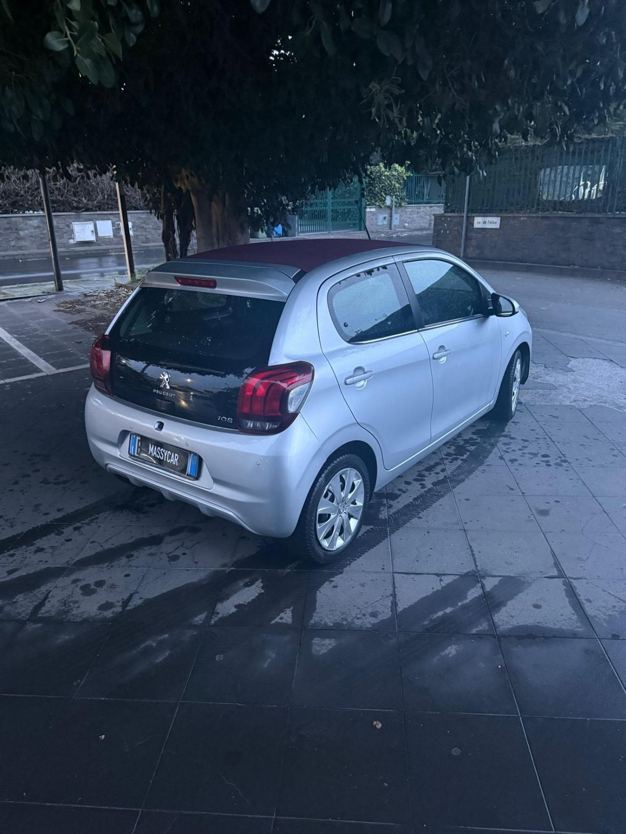 Peugeot 108 VTi 68 5 porte Allure