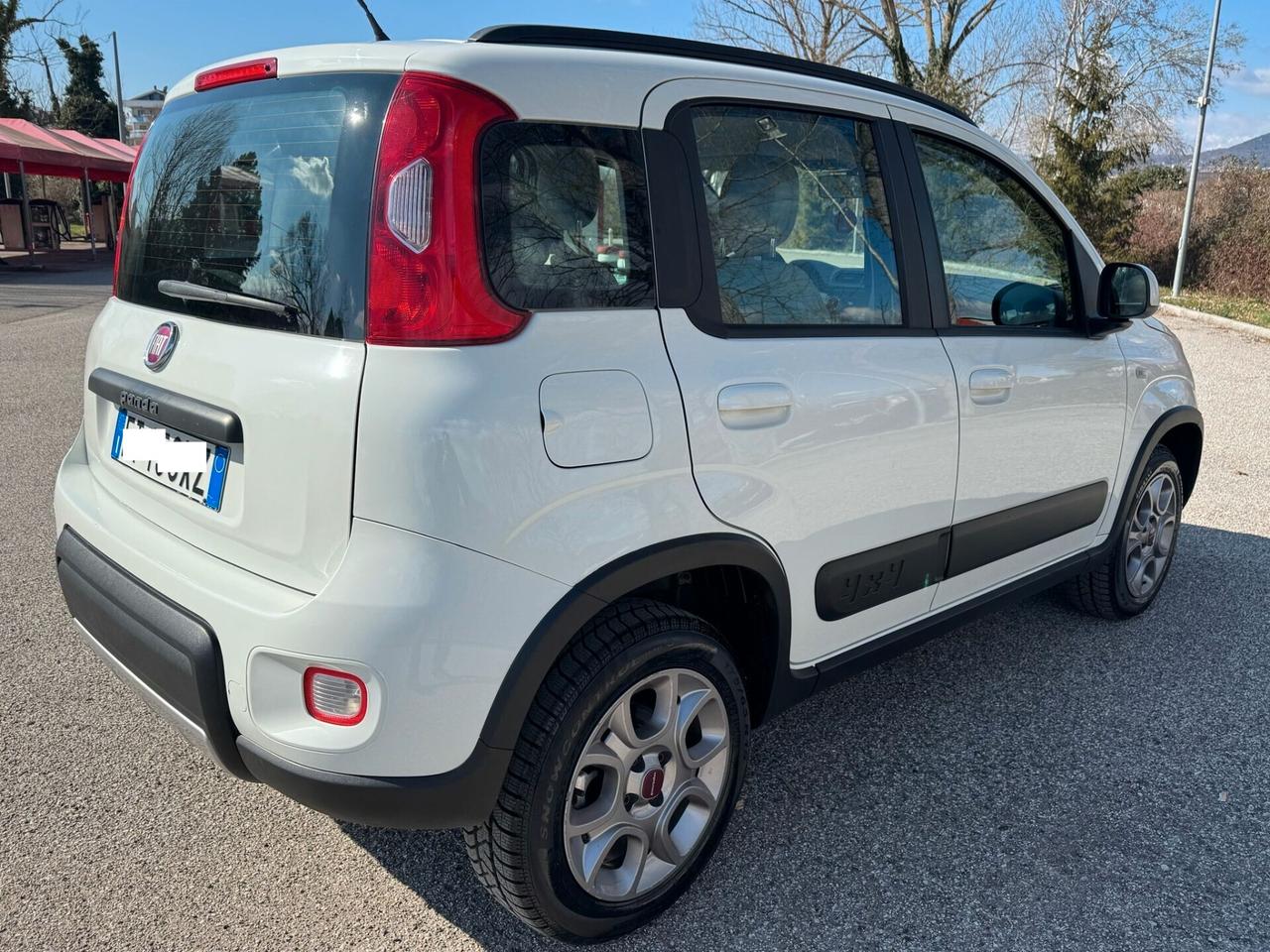 FIAT NEW PANDA 1.3 MJT S&S 4X4 E-LD