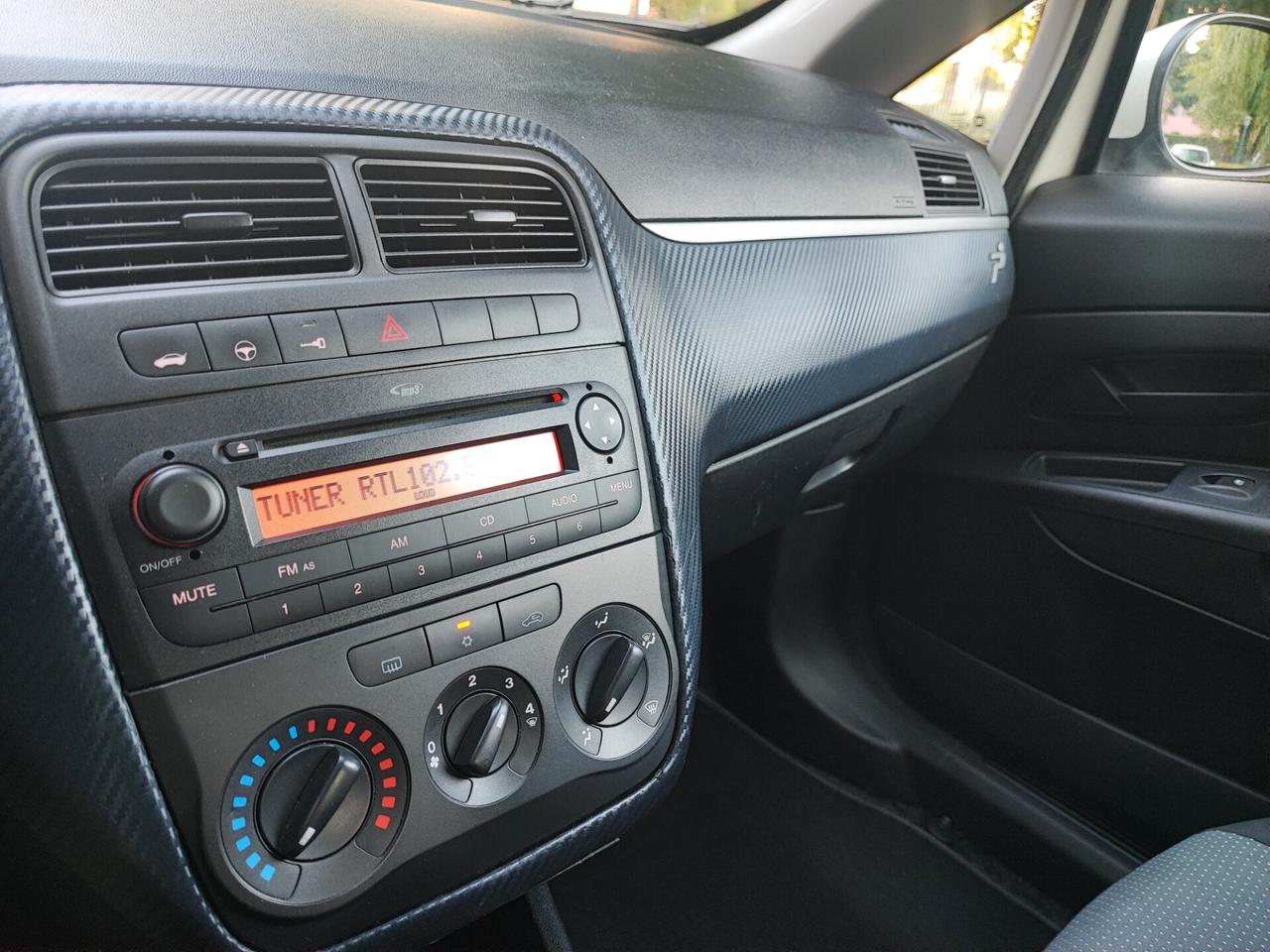 Fiat Grande Punto 1.4 b/GPL unico proprietario