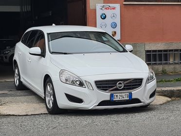 VOLVO V60 DRIVe