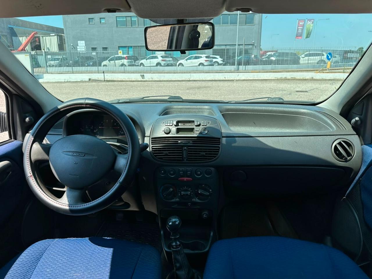 Fiat Punto 1.2i cat 5 porte EL