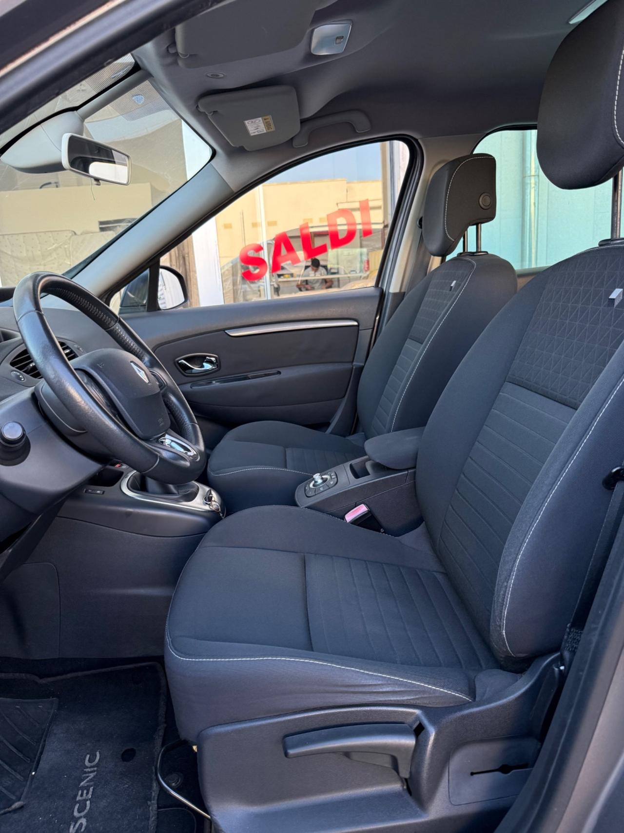 Renault Scenic 1.5 dci Limited automatica 110cv 7 POSTI,NAVIGATORE ,TELECAMERA,KM CERTIFICATI