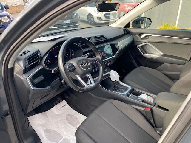 Audi Q3 35 TDI S tronic Advanced LED Iva Deducibile 2021