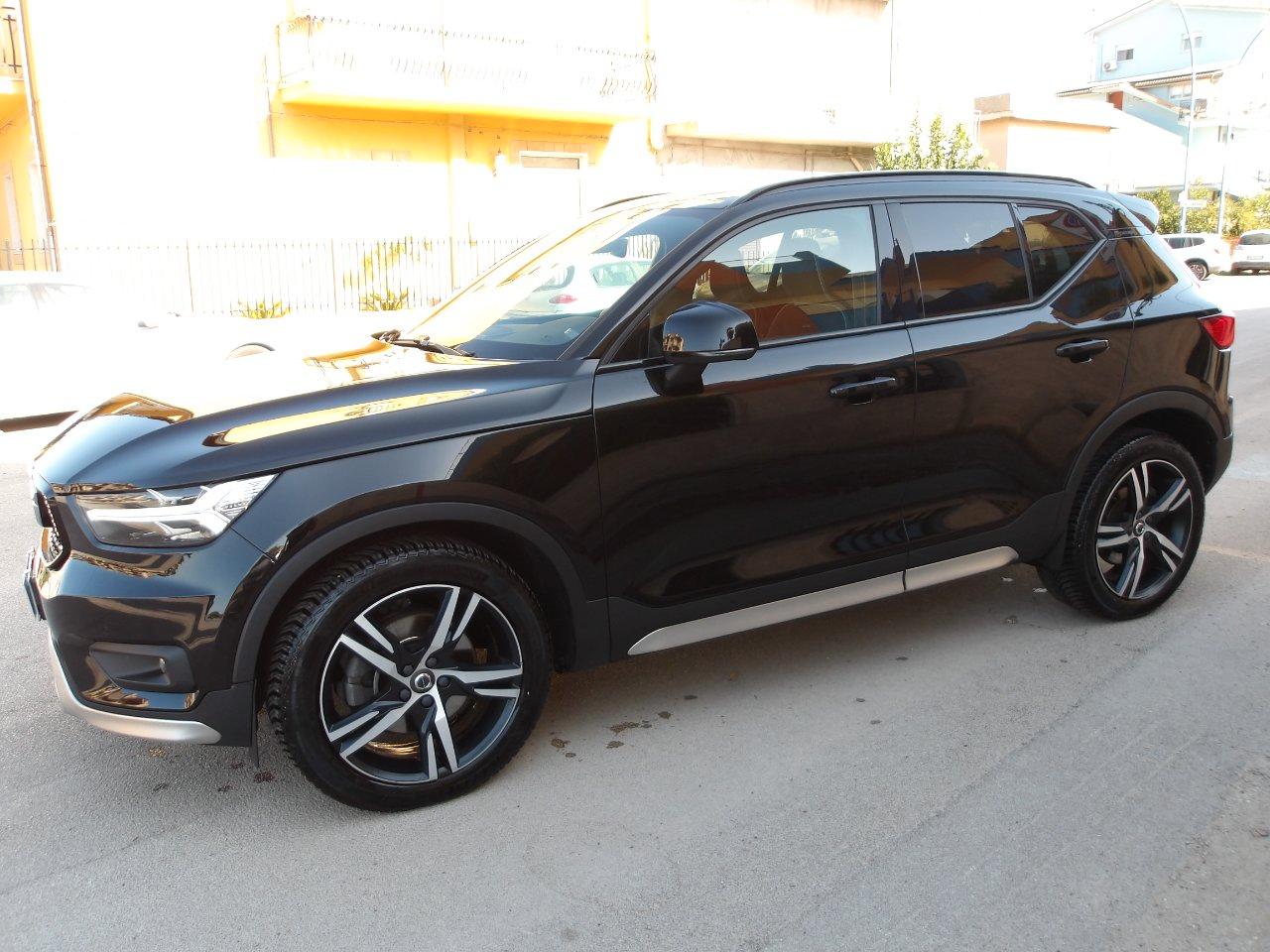 Volvo XC40 2.0 d3 R-design awd