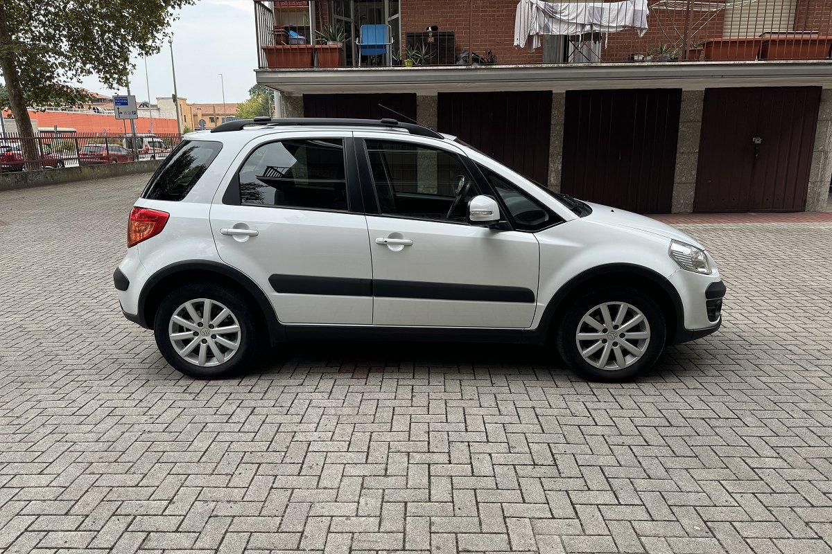 SUZUKI SX4 1.6 16V 4WD Outdoor Line GLX NAVI+