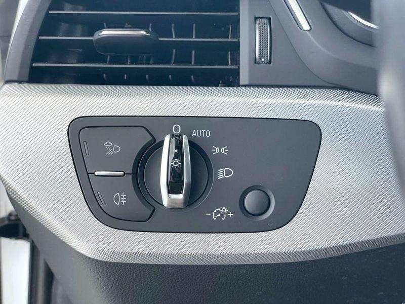 Audi A4 2.0 TDI 140kW quattro S tronic Business Sport