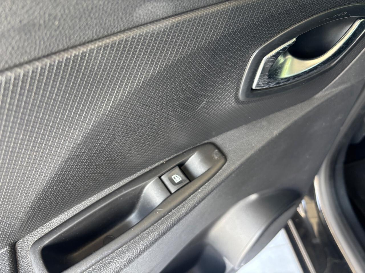 Renault Clio dCi 8V 75CV Start&Stop 5 porte Energy Life