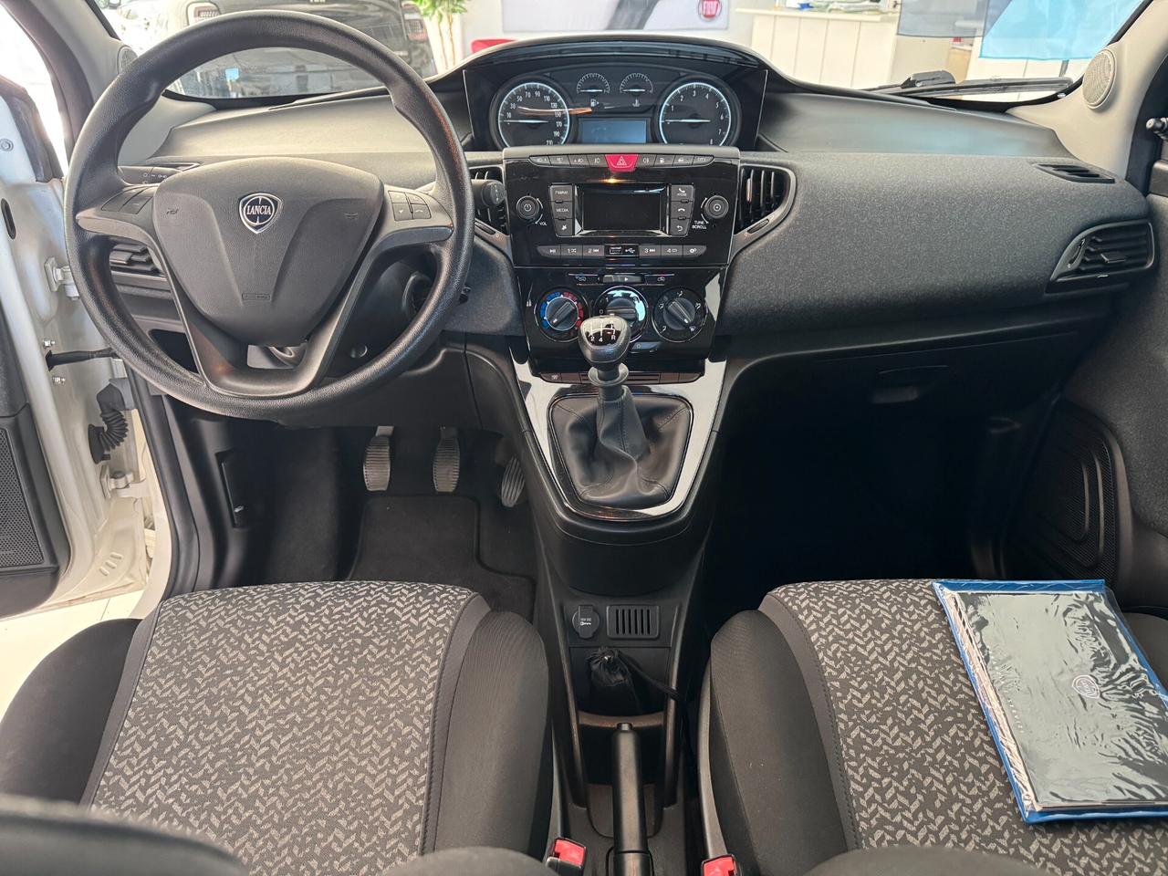Lancia Ypsilon 1.2 69 CV 5 porte GPL Ecochic Elefantino Blu