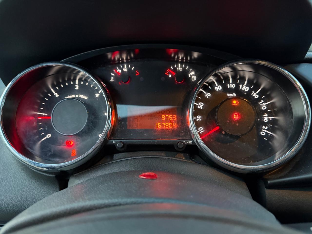 Peugeot 3008 2.0 HDi 150CV Business