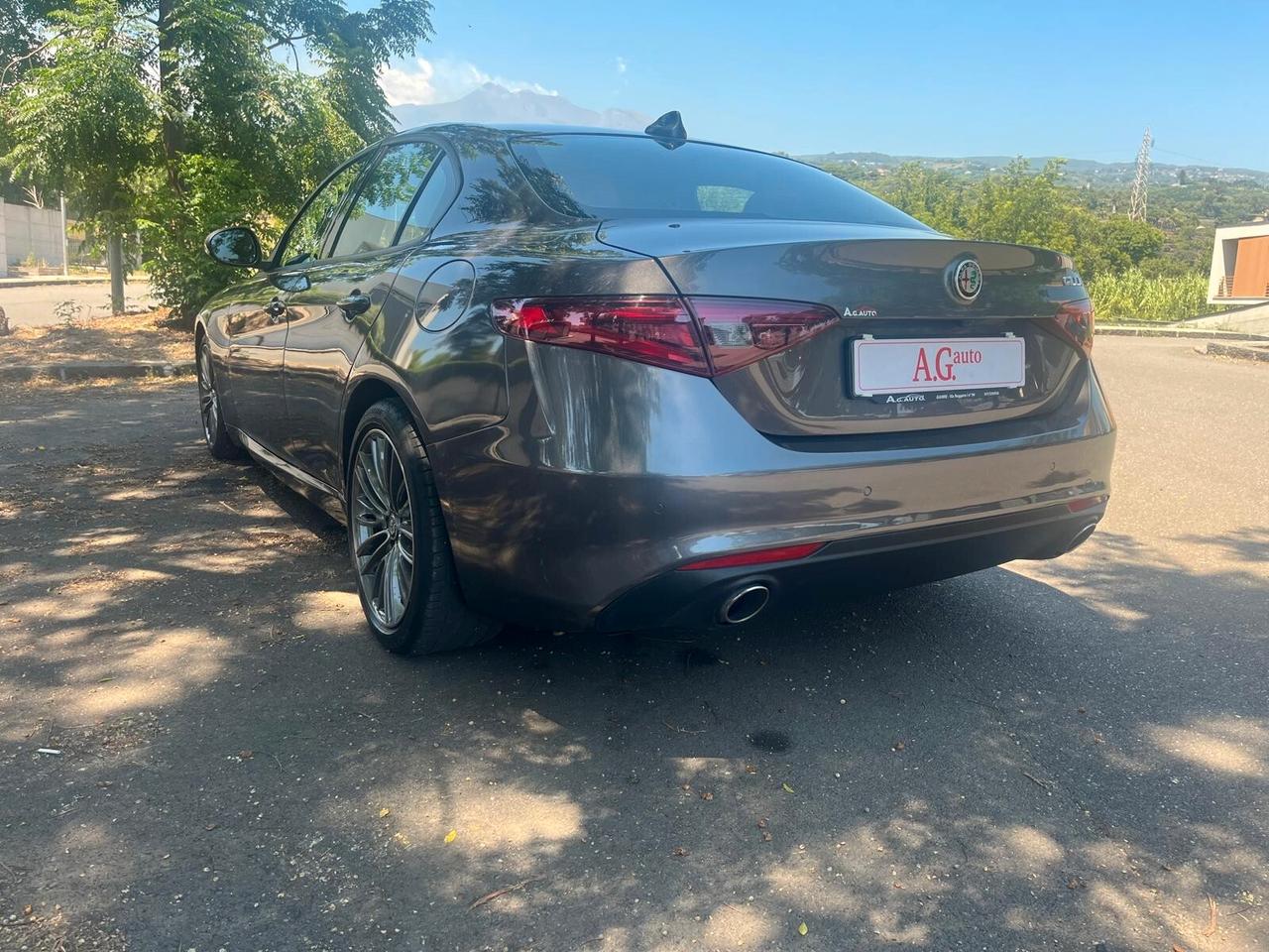 Alfa Romeo Giulia 2.2 Turbodiesel 180 CV Super FULL PELLE