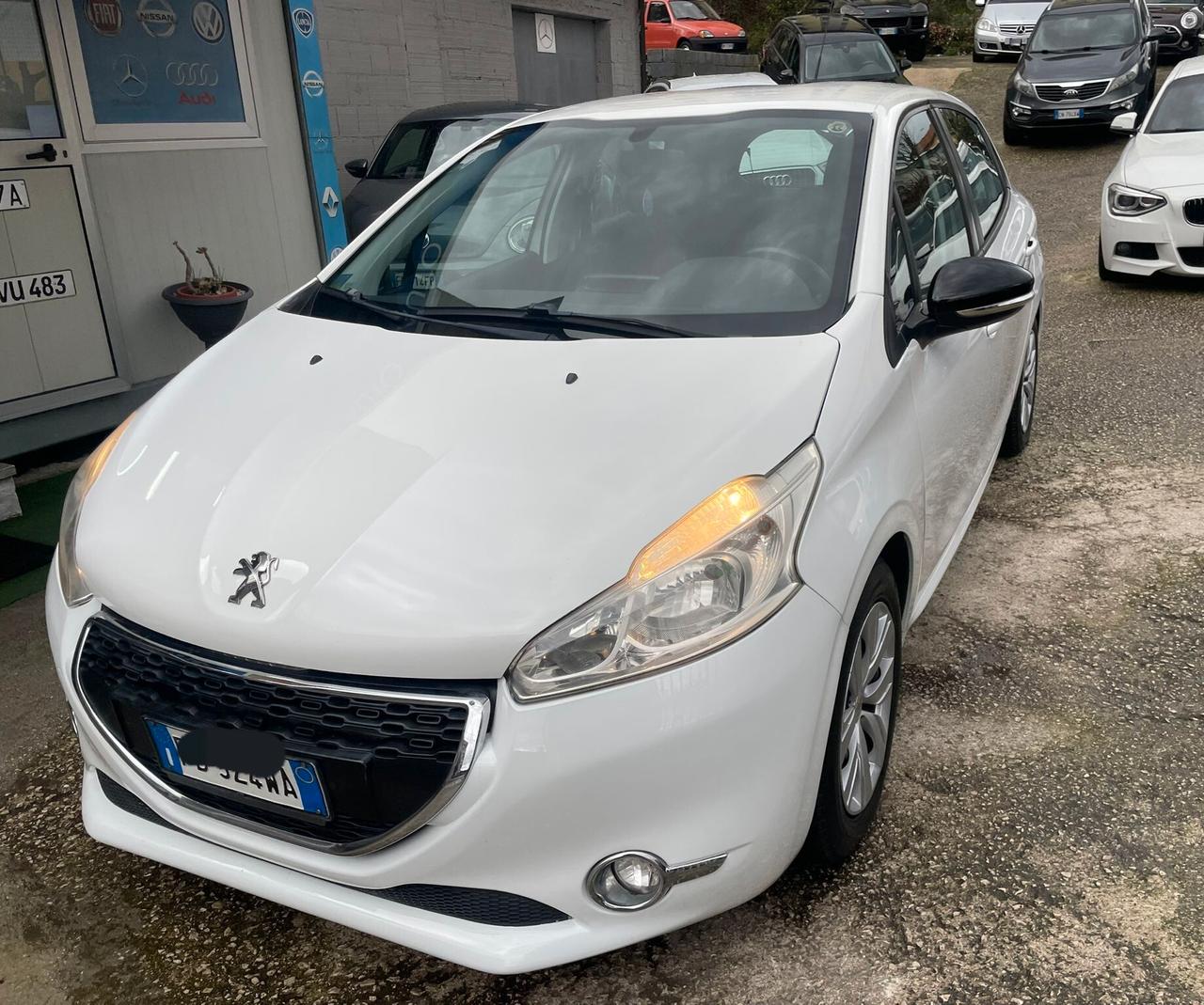 Peugeot 208 BlueHDi 100 S&S 5 porte Allure