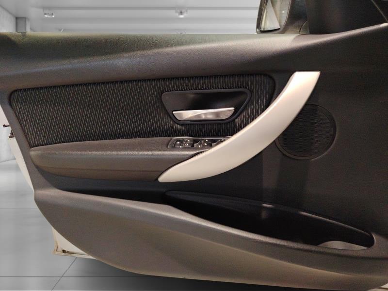 BMW Serie 3 Touring 318 d Business Advantage Steptronic