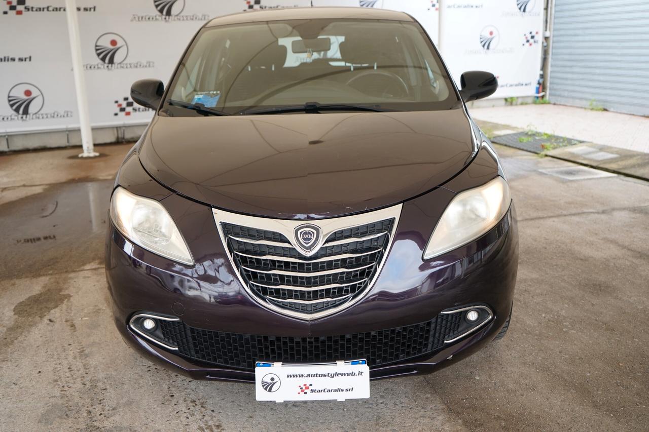 Lancia Ypsilon 1.2 69 CV 5 porte Platinum